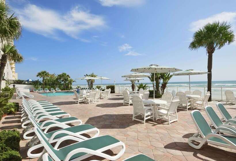 هتل Days Inn By Wyndham Daytona Oceanfront