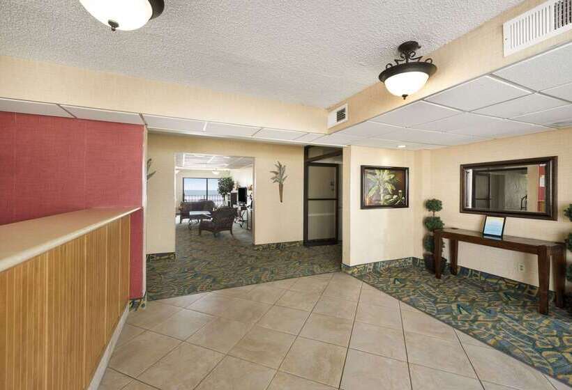 酒店 Days Inn By Wyndham Daytona Oceanfront