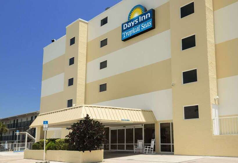 Hotelli Days Inn By Wyndham Daytona Oceanfront