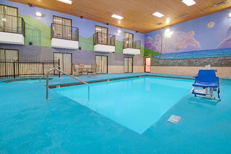 هتل Days Inn By Wyndham East Albuquerque