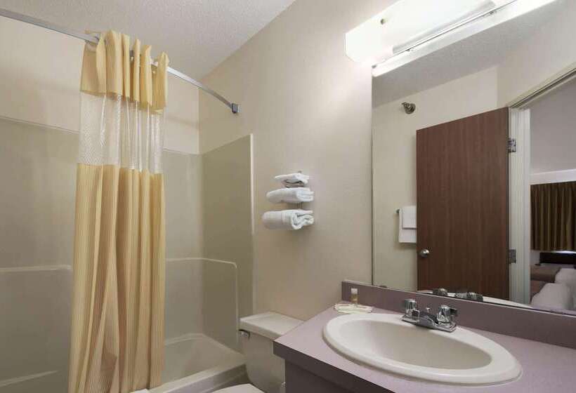 호텔 Days Inn By Wyndham Hinckley