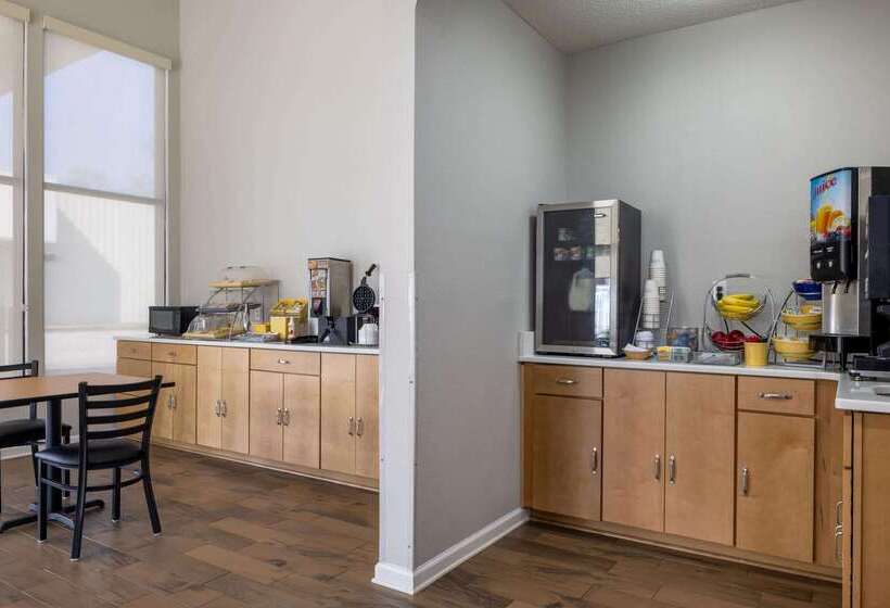 فندق Days Inn By Wyndham Jackson