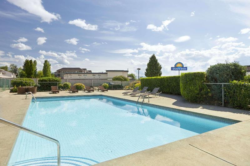 هتل Days Inn By Wyndham Kelowna