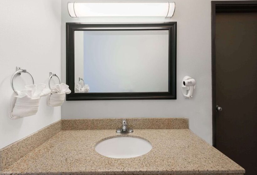 Fotos del hotel Days Inn By Wyndham Las Vegas:  13