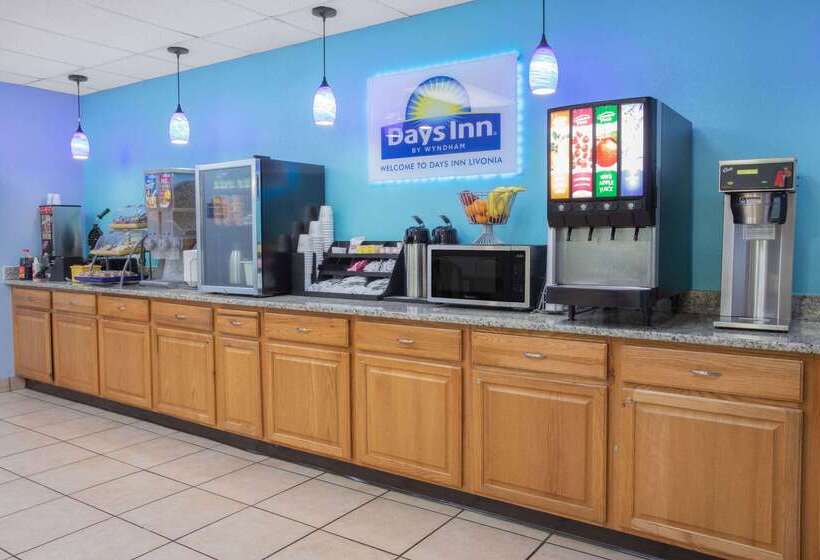 Отель Days Inn By Wyndham Livonia Canton Detroit