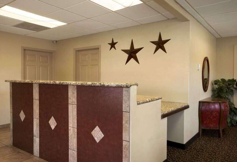 هتل Days Inn By Wyndham Montrose