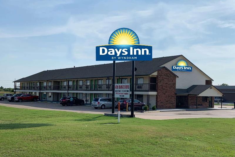 فندق Days Inn By Wyndham Pratt