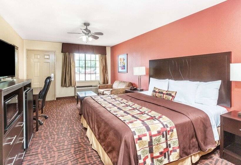 هتل Days Inn By Wyndham Rayville