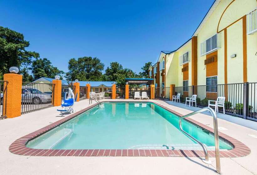 فندق Days Inn By Wyndham Troy