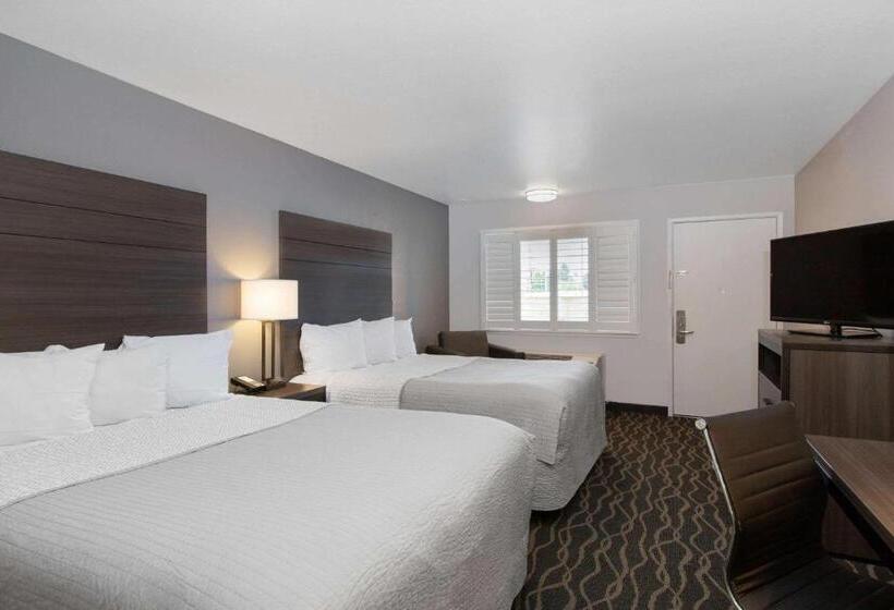 هتل Days Inn By Wyndham Ukiah