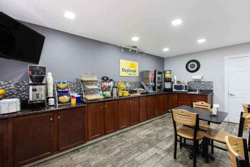 هتل Days Inn By Wyndham Ukiah