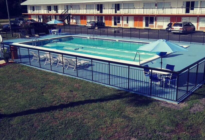 Отель Days Inn By Wyndham Wildwood I75