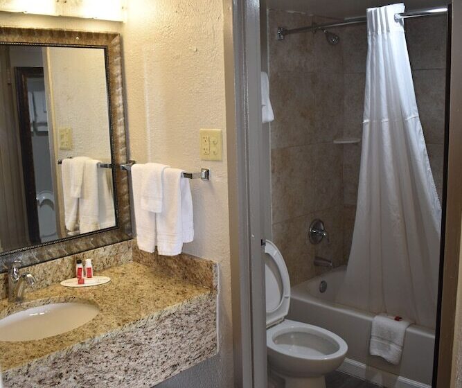 Отель Days Inn By Wyndham Wildwood I75