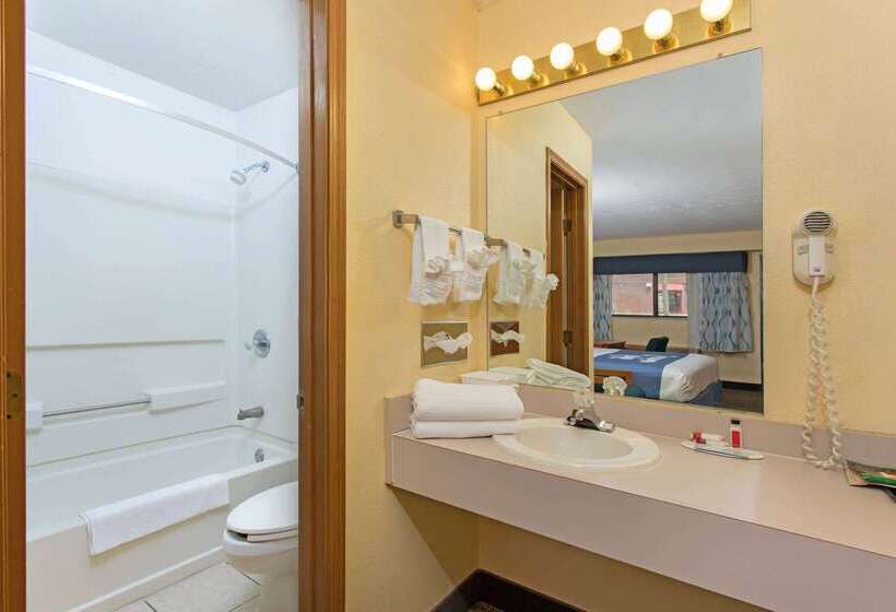 בית מלון כפרי Days Inn By Wyndham Renfro Valley Mount Vernon