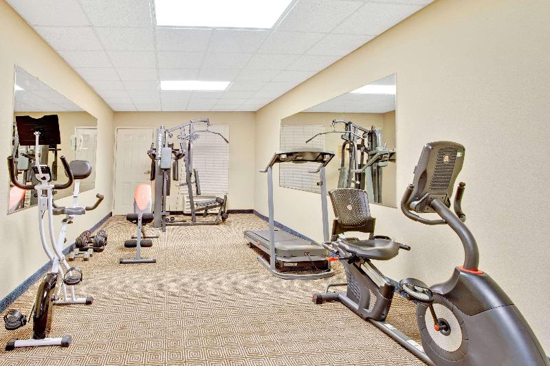 هتل Days Inn & Suites By Wyndham Stockbridge South Atlanta