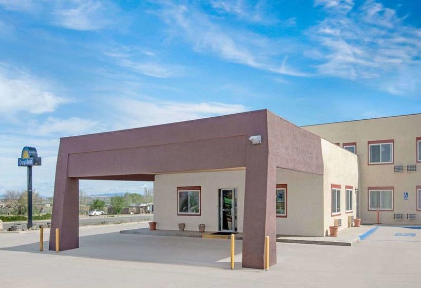 هتل Days Inn By Wyndham Taos