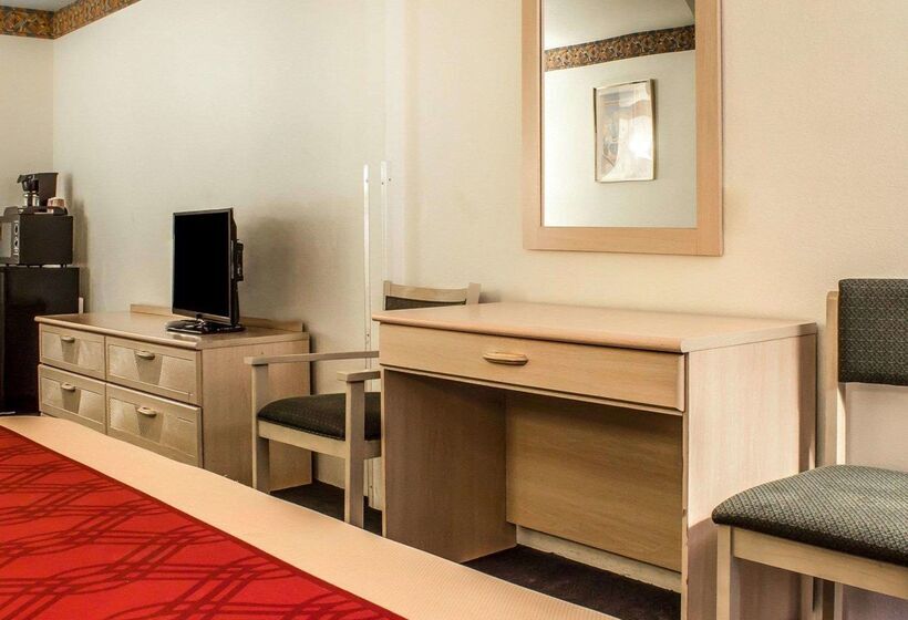 ホテル Quality Inn Winslow I 40