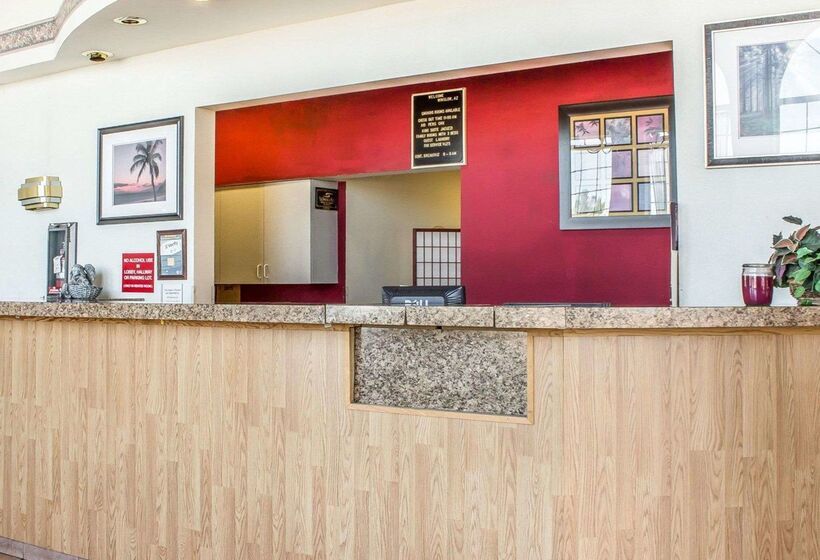 ホテル Quality Inn Winslow I 40