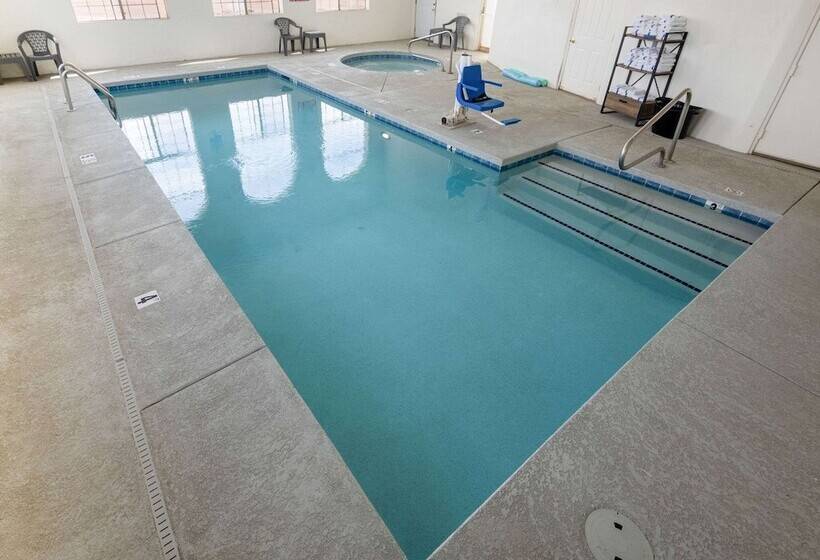 ホテル Quality Inn Winslow I 40