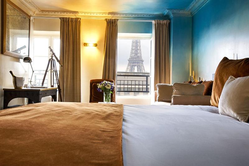 ホテル Eiffel Trocadero