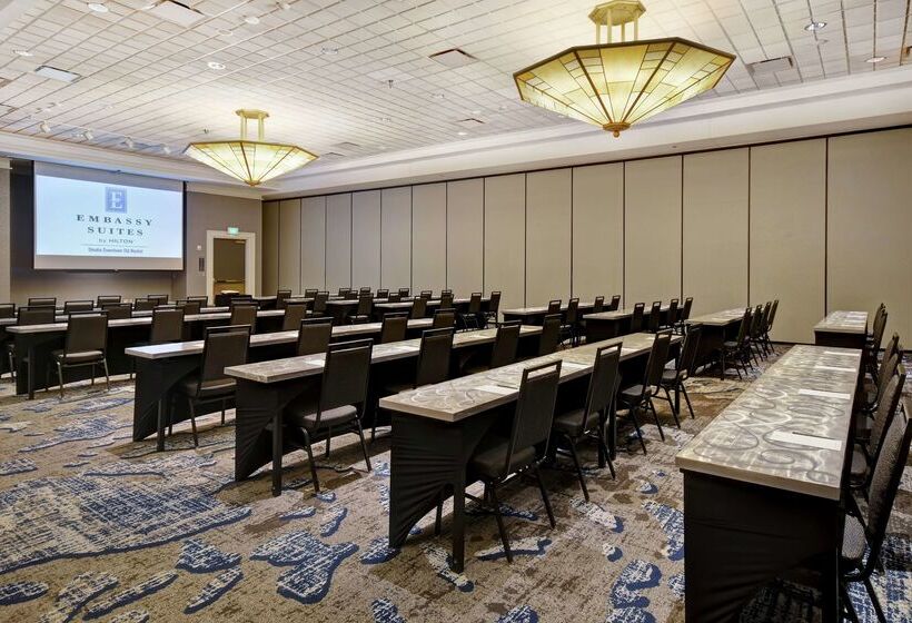 هتل Embassy Suites By Hilton Omaha Downtown Old Market