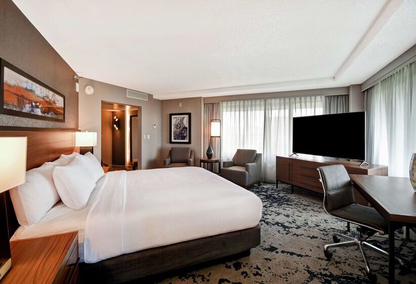 هتل Embassy Suites By Hilton Omaha Downtown Old Market