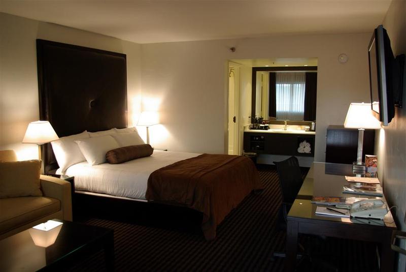 בית מלון כפרי Four Points By Sheraton Anaheim