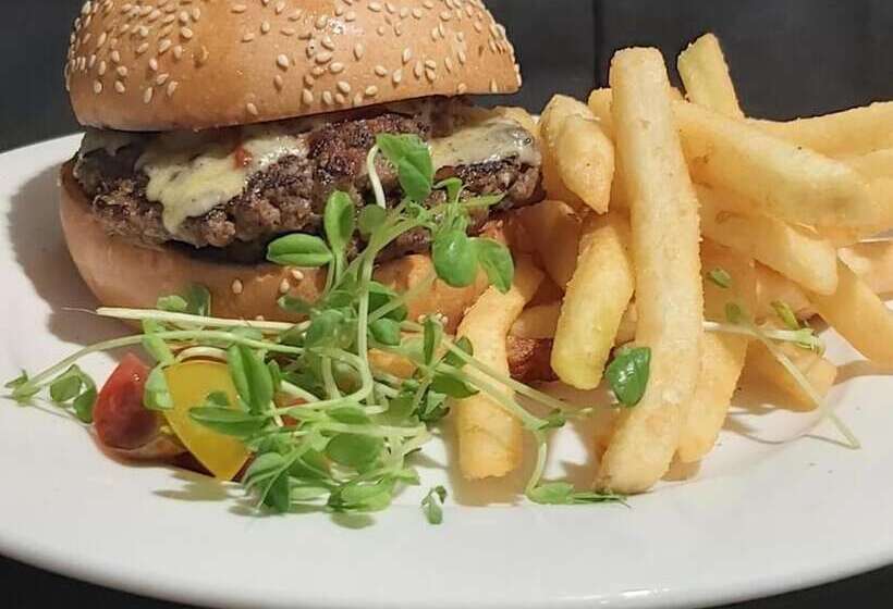 فندق Geraldton Motor Inn