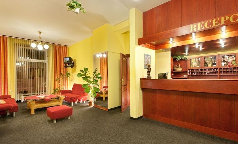 Fotos del hotel Henrietta:  10