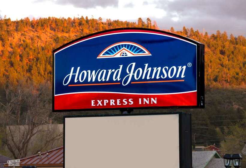 Отель Howard Johnson By Wyndham Williams