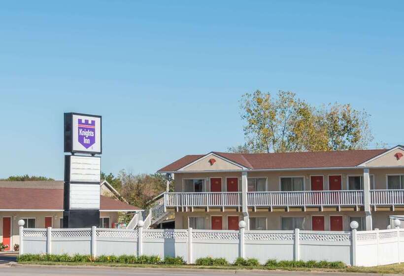 فندق Knights Inn Ottawa