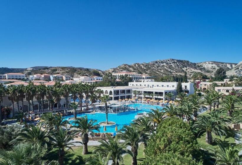 هتل Porto Bello Beach