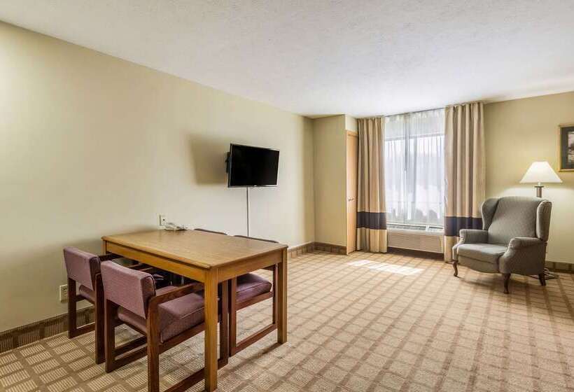 בית מלון כפרי Quality Inn I 74 Batesville