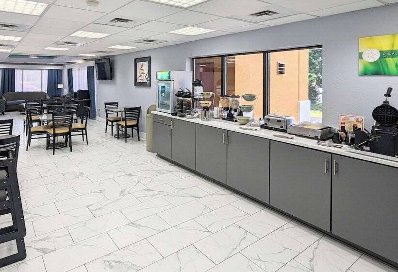 בית מלון כפרי Quality Inn Oak Grove Fort Campbell