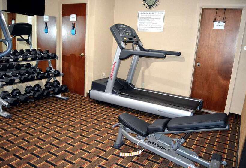 호텔 Quality Inn Raynham  Taunton