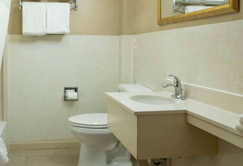 호텔 Quality Inn Raynham  Taunton