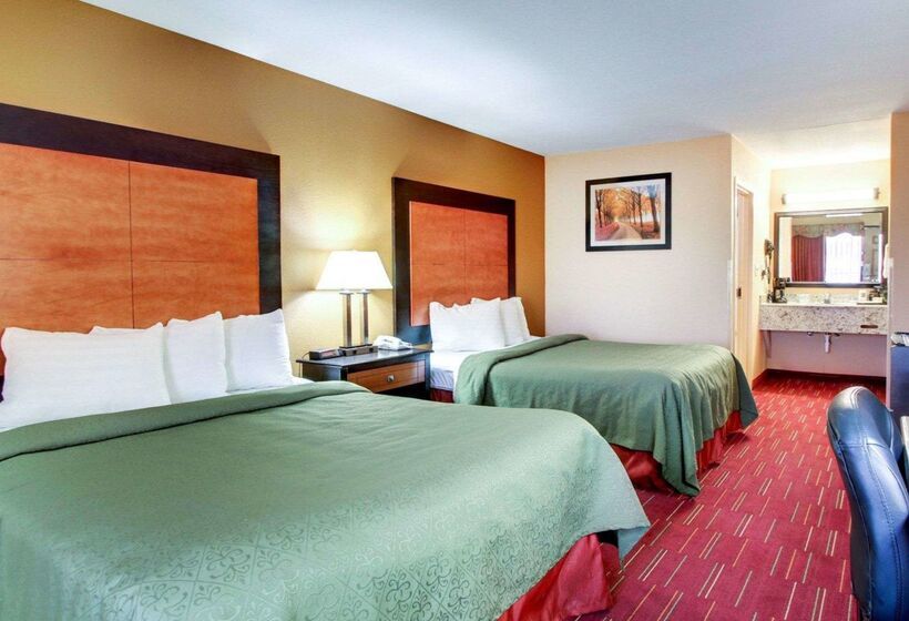호텔 Quality Inn