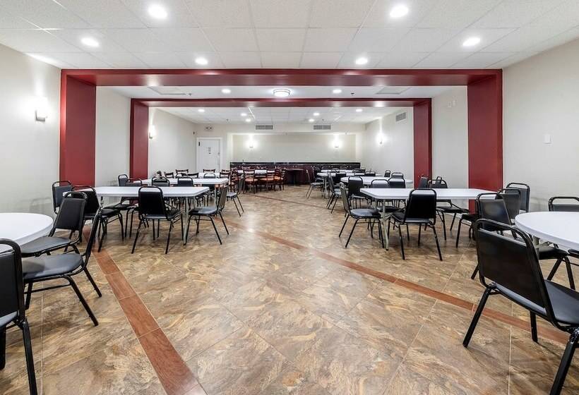 Отель Red Roof Inn Bordentown  Mcguire Afb