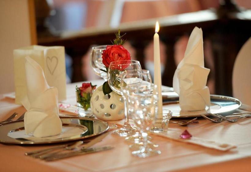 ホテル Reweschnier