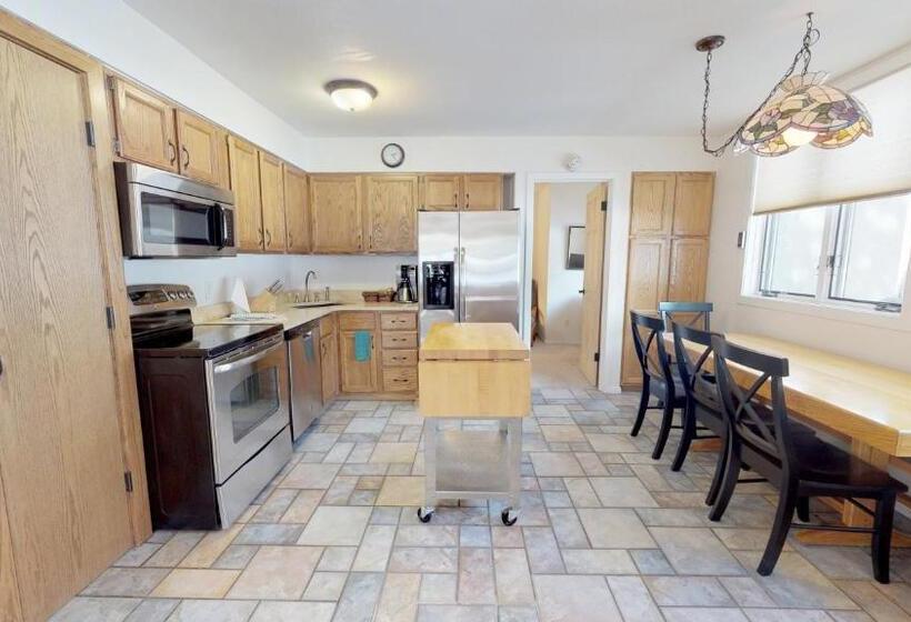 هتل Tamarack Townhomes   Coraltree Residence Collection