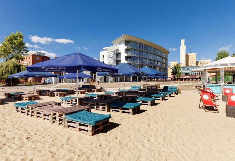 هتل Vienna House By Wyndham Havelufer Potsdam