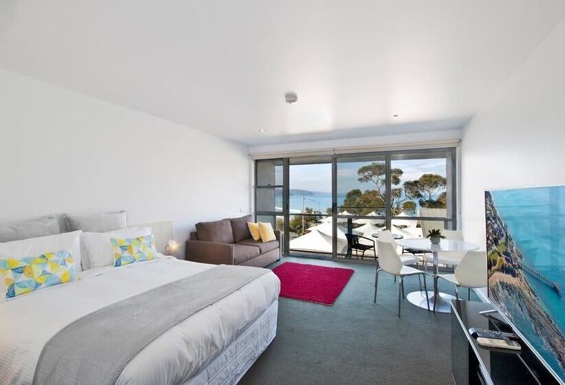 Lorne Bay View Motel