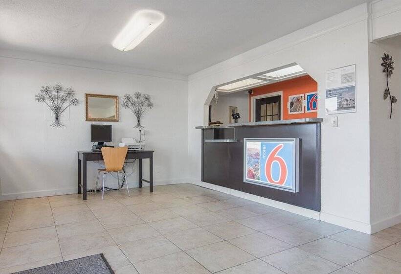 Motel 6 Hope, Ar