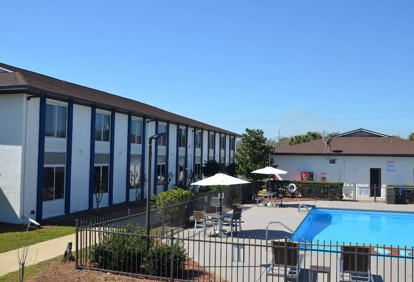 مُتل Americas Best Value Inn & Suites Foley