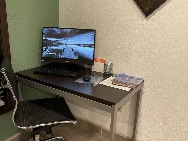 汽车旅馆  Quality Inn