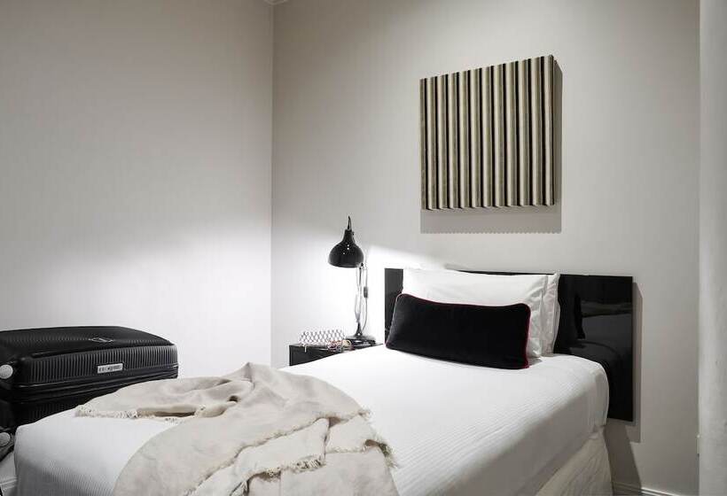 Punthill Apartment   Flinders Lane