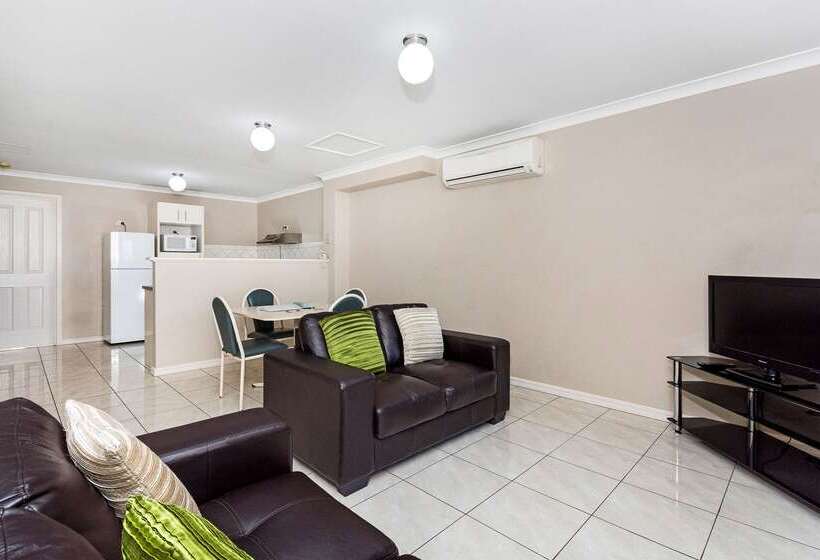 Quality Inn Railway Motel