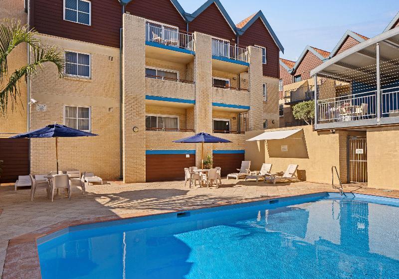 리조트 Nautica Residences Hillarys