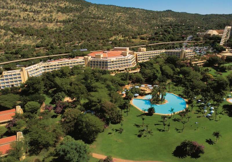 استراحتگاه The Sun City Hotel