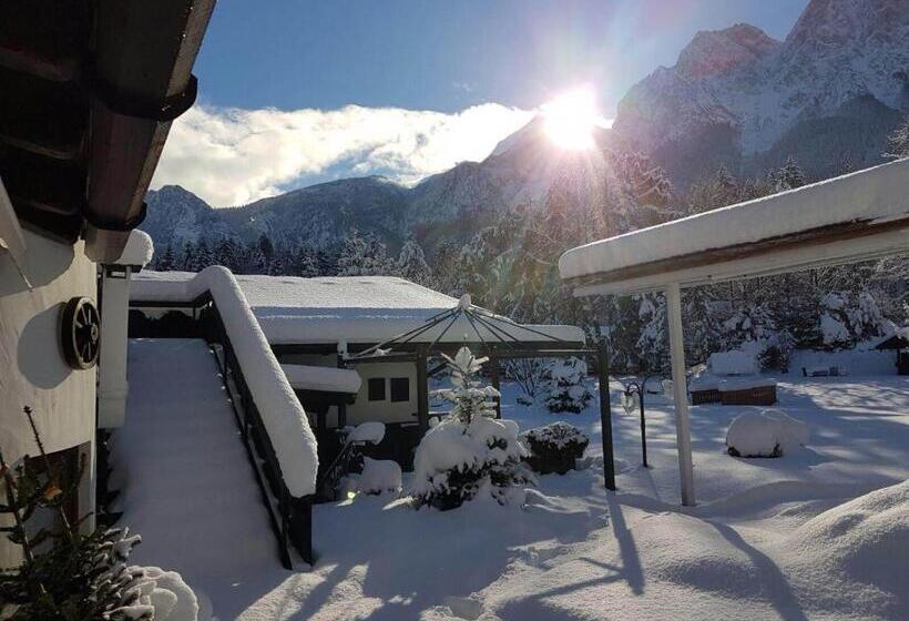 فندق Alpenhof Grainau